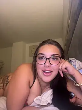 Maceysea  online show from 4, 6, 2026