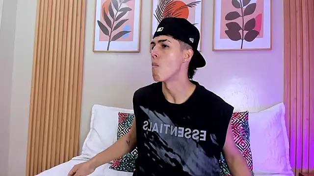 Snapshot of Axel_Mendozaa chatting on 1, 7, 2026 Axel Mendozaa online show from 1, 7, 2026
