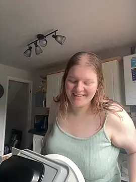Snapshot of Curvy_Vanilla chatting on 5, 6, 2026 Curvy Vanilla online show from 5, 6, 2026