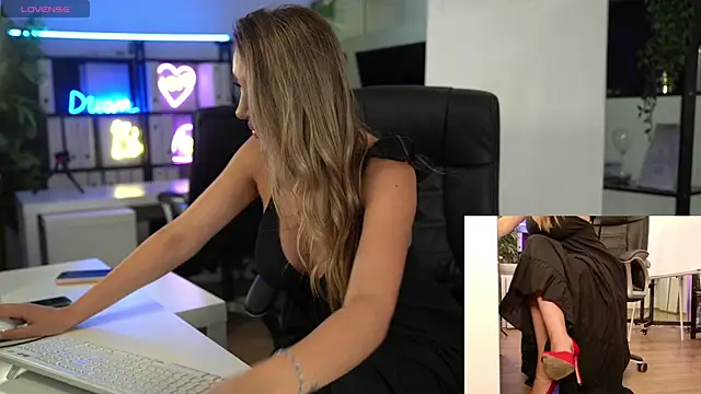 BabesGoWild online show from 18, 6, 2026