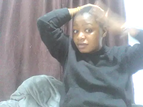 Snapshot of sweett_camillah chatting on 18, 6, 2026 sweett camillah online show from 18, 6, 2026