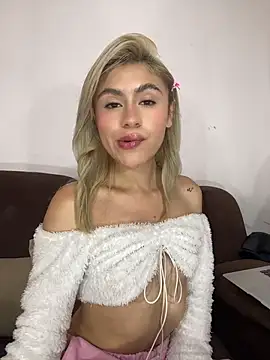 Lia-firee online show from 3, 7, 2026