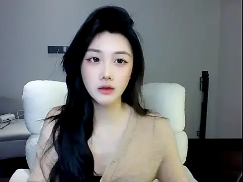 SylvieMaya online show from 7, 6, 2026
