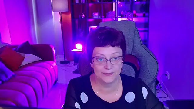 IsoldeMirevain online show from 13, 6, 2026