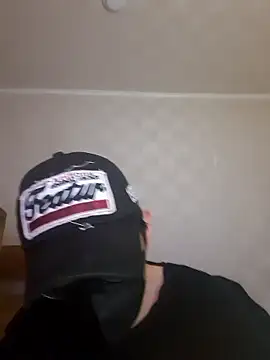 TYYUIOE3 online show from 11, 6, 2026
