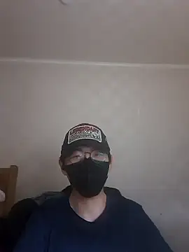TYYUIOE3 online show from 13, 6, 2026