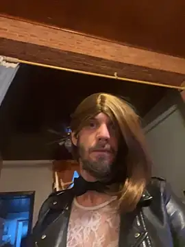 steph-travesti online show from 9, 6, 2026