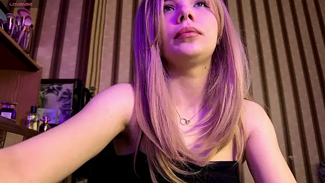MilaJucy online show from 13, 6, 2026