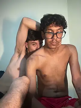 latinoshotsinterracial online show from 28, 6, 2026