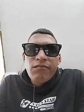 Juniorluzardo online show from 10, 7, 2026
