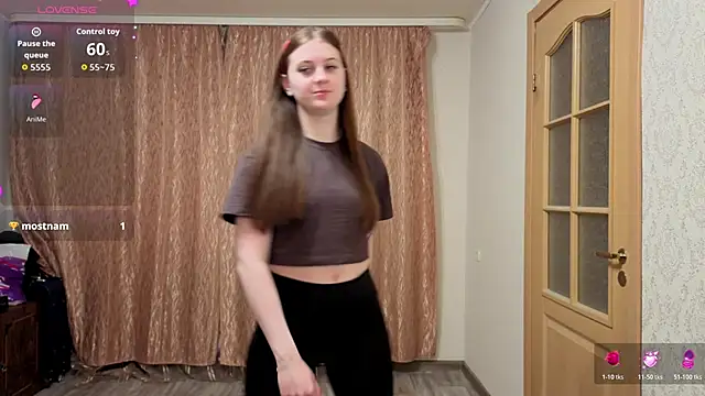 SwetLuna01 online show from 11, 6, 2026