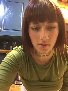 Snapshot of estrellitarg chatting on 10, 6, 2026 estrellitarg online show from 10, 6, 2026