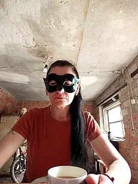 Black-Panti online show from 13, 6, 2026
