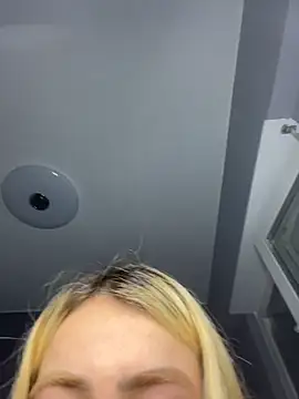 sabriloirinha online show from 15, 6, 2026