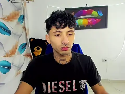 felix mSqueen online show from 17, 6, 2026
