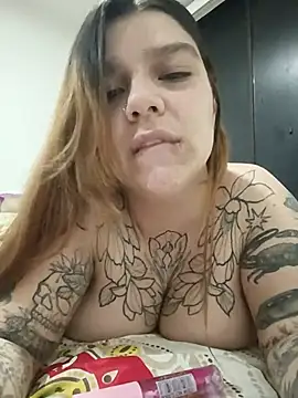 Snapshot of Julieta_01 chatting on 24, 6, 2026 Julieta 01 online show from 24, 6, 2026