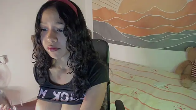 SiaVelour  online show from 17, 6, 2026