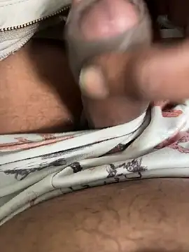 tharinduxo online show from 8, 7, 2026