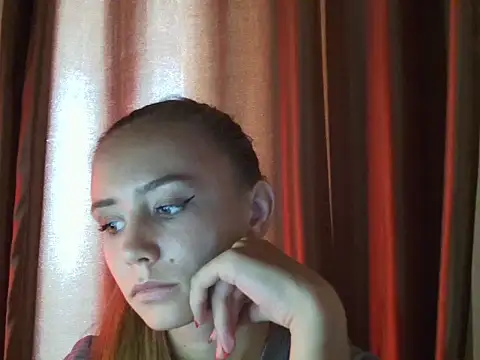 Snapshot of MyLittle_Flame_ chatting on 10, 7, 2026 MyLittle Flame online show from 10, 7, 2026