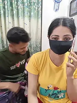 Couple-202 online show from 18, 6, 2026