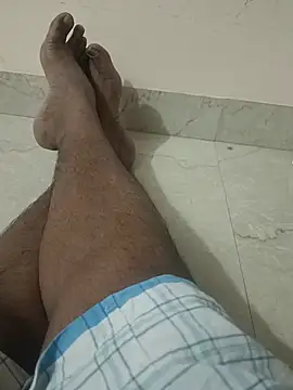 Lovechat2027 online show from 18, 6, 2026