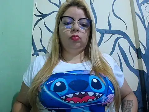 Lunay Hot online show from 7, 7, 2026
