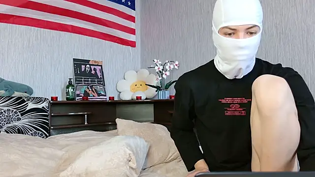 make m3 happy online show from 8, 7, 2026