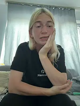 DarkAngell69 online show from 4, 7, 2026