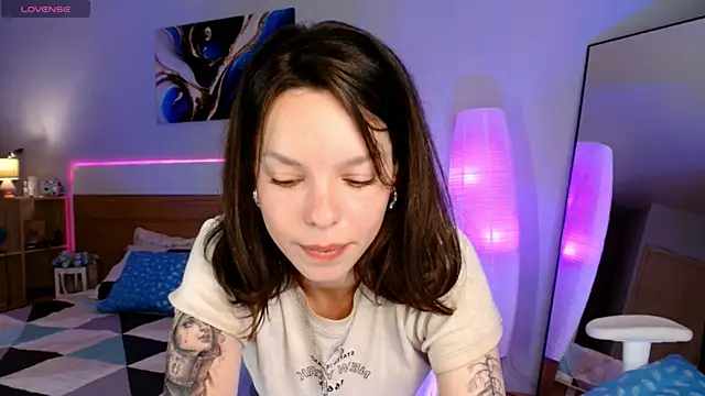 Maya Campbell online show from 2, 7, 2026