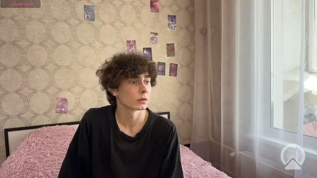Liam Winss online show from 4, 7, 2026