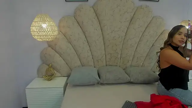 lucycarson  online show from 9, 7, 2026
