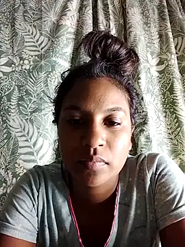 MISS GOOD TIME online show from 6, 7, 2026