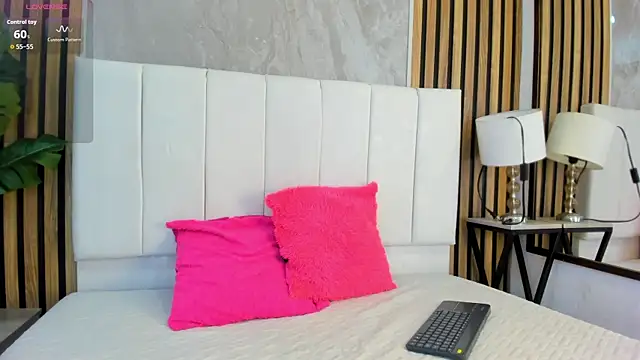 Snapshot of Amelie_12 chatting on 20, 7, 2026 Amelie 12 online show from 20, 7, 2026