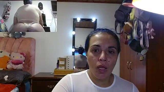 zoe hotxxx online show from 22, 6, 2026