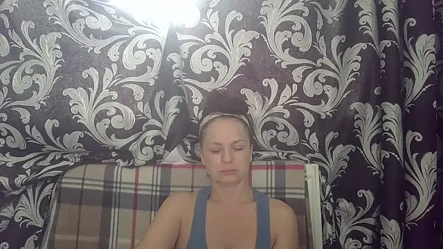 LindaStarS online show from 9, 6, 2026