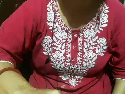 Snapshot of UrsMansi chatting on 15, 6, 2026 UrsMansi online show from 15, 6, 2026