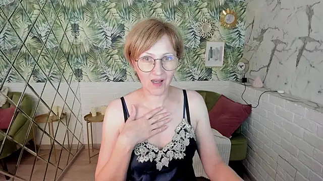 Paris Cherry online show from 19, 6, 2026