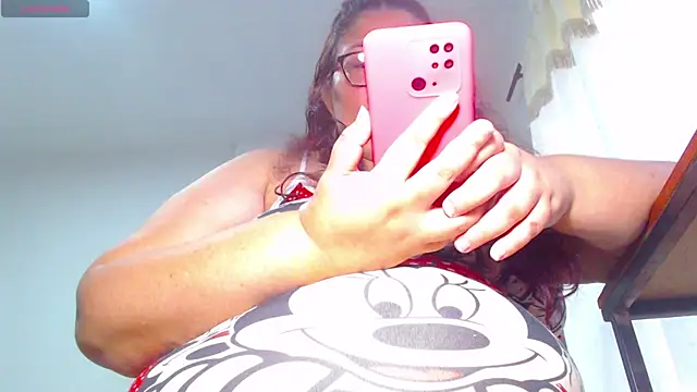 ashelymalefica online show from 18, 6, 2026