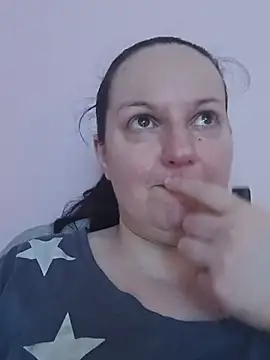 BustyLadyAlma online show from 20, 6, 2026