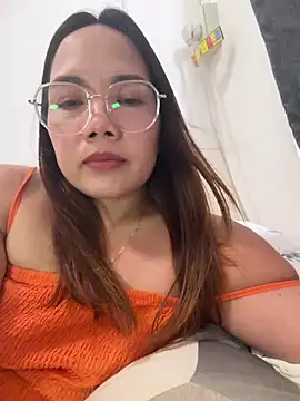 BURBERRY69 online show from 7, 6, 2026