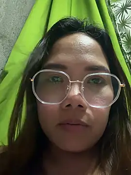 BURBERRY69 online show from 10, 6, 2026
