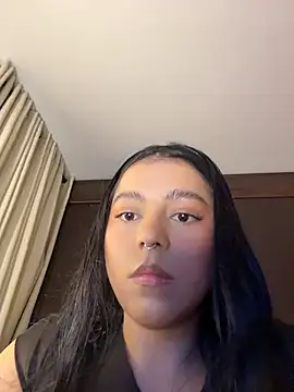 Naiara sex online show from 23, 6, 2026