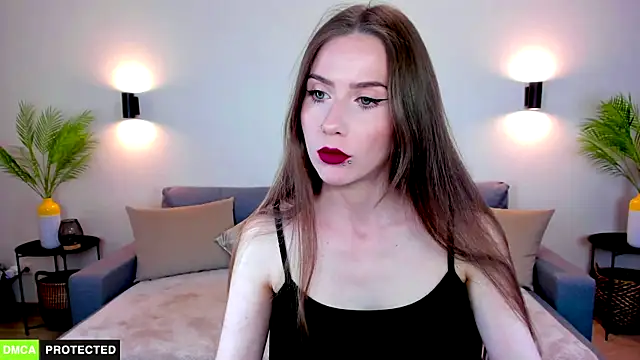 TheWoman   online show from 24, 6, 2026