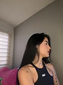 Snapshot of Sammy_pink chatting on 19, 4, 2026 Sammy pink online show from 19, 4, 2026