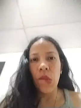 Bootycallhot online show from 21, 6, 2026