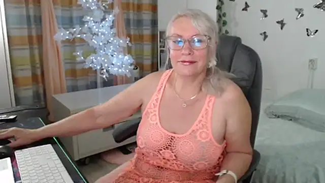 Ghertrude52 online show from 13, 6, 2026