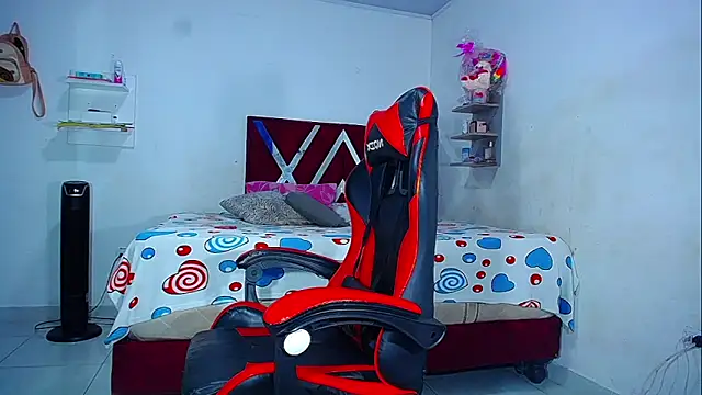 DanisaBrown online show from 15, 6, 2026