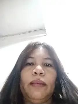 Snapshot of sweetvanna chatting on 28, 5, 2026 sweetvanna online show from 28, 5, 2026