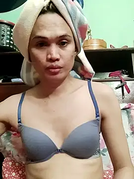 QueenSoreal online show from 11, 6, 2026