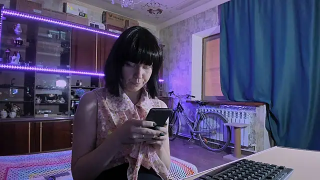 Snapshot of pa1e_pr1ncess chatting on 14, 6, 2026 pa1e pr1ncess online show from 14, 6, 2026
